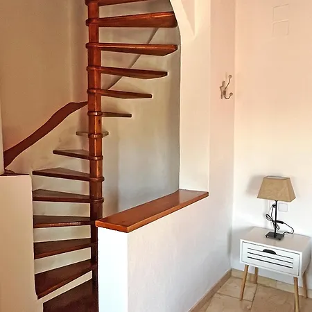 Wallada Lucano Holiday home