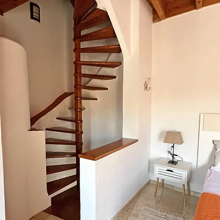 Wallada Lucano Semesterbostad