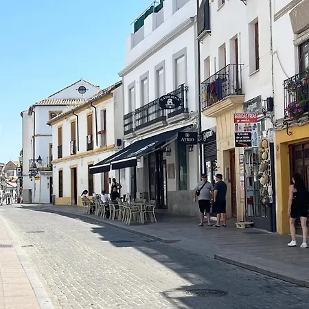 Wallada Lucano Semesterbostad